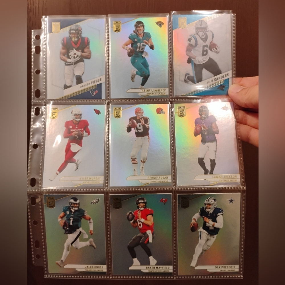 NFL Elite Quarterback 9 Card Pack